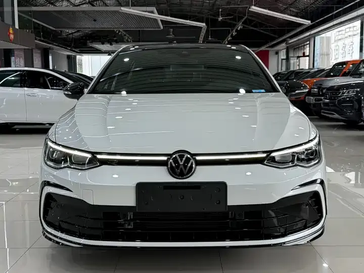 Open image lightbox: Golf 2021 280TSI DSG R-Line