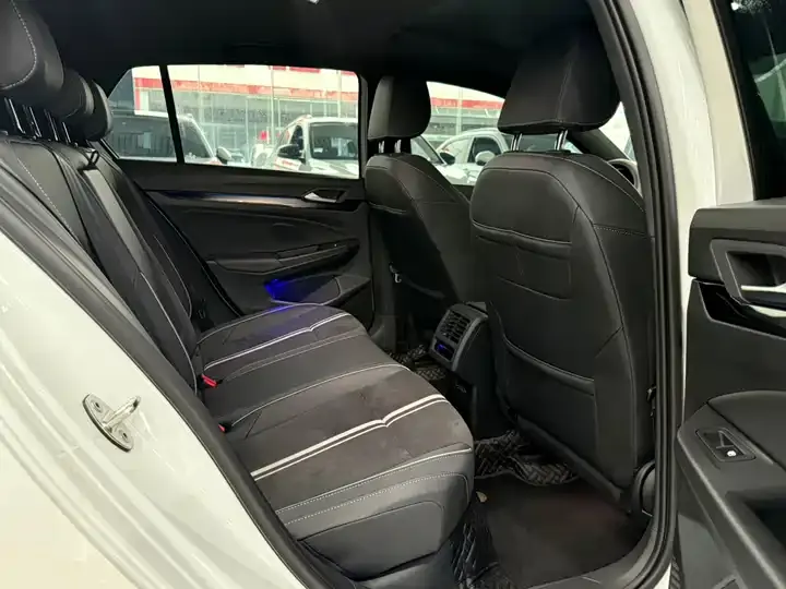 Golf 2021 280TSI DSG R-Line 9