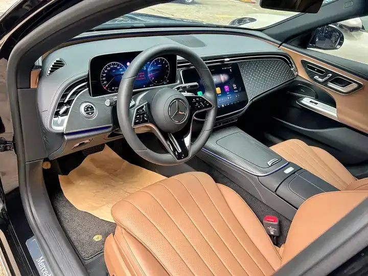 Mercedes Benz E-Class 2025 to E 300 L Fashion 5