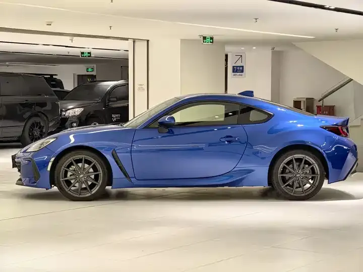 Subaru BRZ 2022 2.4L Manual Edition 2