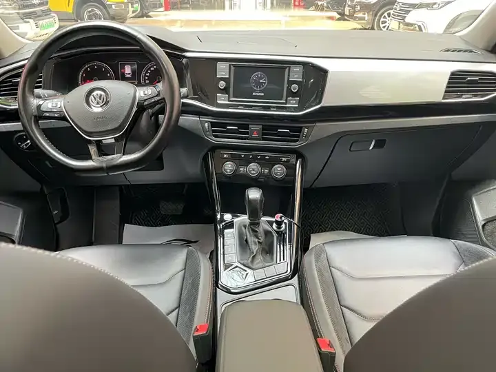 Tan Yue 2021 280TSI Two-Drive Deluxe Zhilian Edition 6