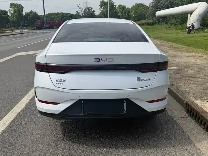 Qin PLUS 2025 DM-i Smart Driving Edition 55KM Leading Model 9