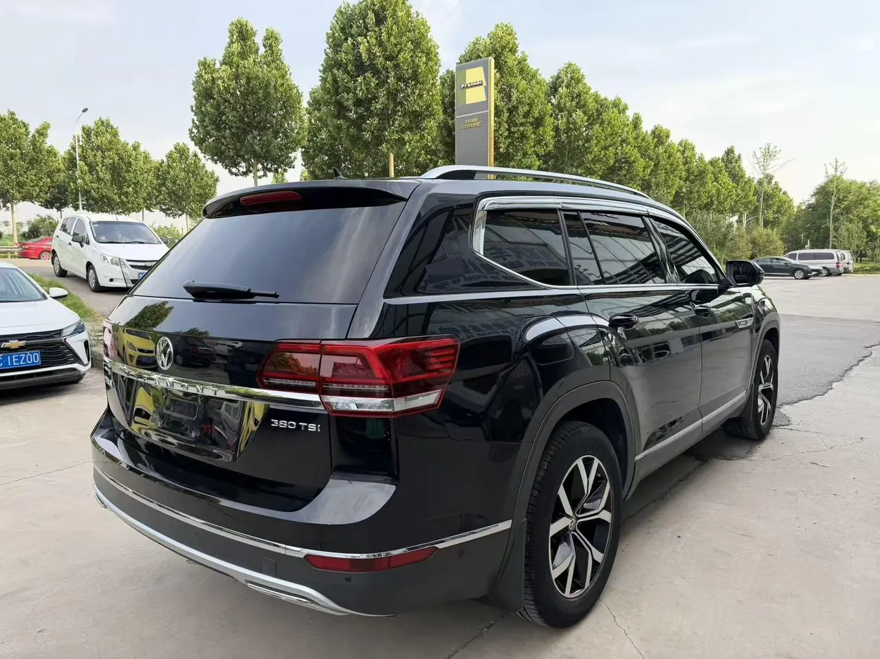 Volkswagen 2020 Tuang 2.0TSI 380TSI Four-wheel Drive Deluxe Edition Automatic Gear 6