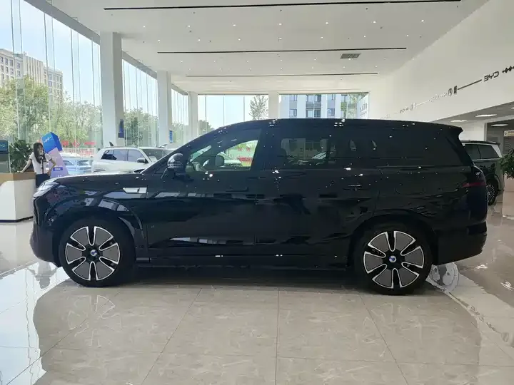 Denza N8L 2025 flagship 8