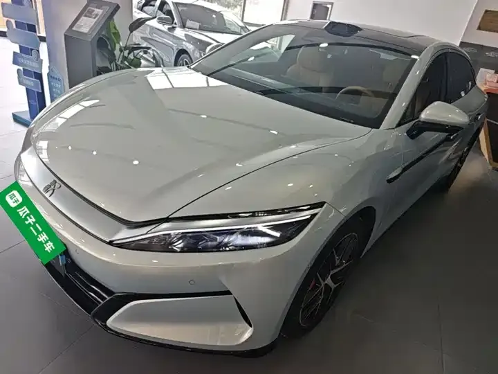 Открыть галерею: Han L 2025 EV four-wheel drive laser Radar flagship
