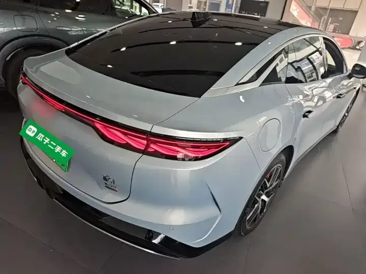 Han L 2025 EV four-wheel drive laser Radar flagship 7