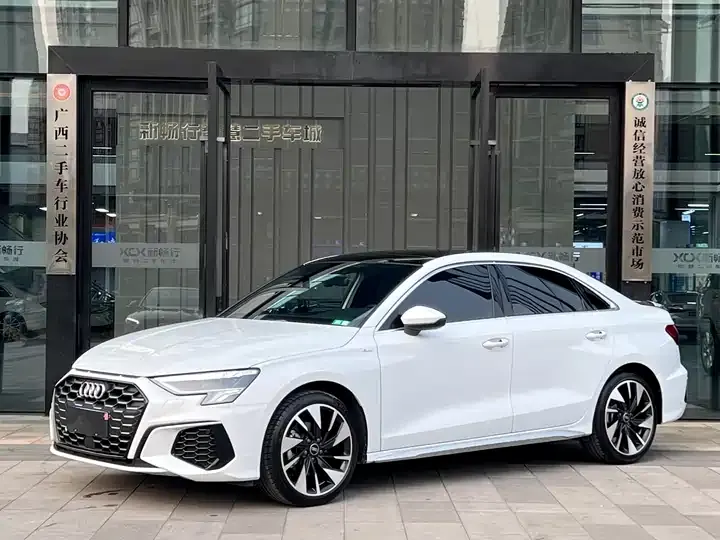 Open image lightbox: Audi A3 2023 A3L Limousine 35 TFSI Fashion Sport