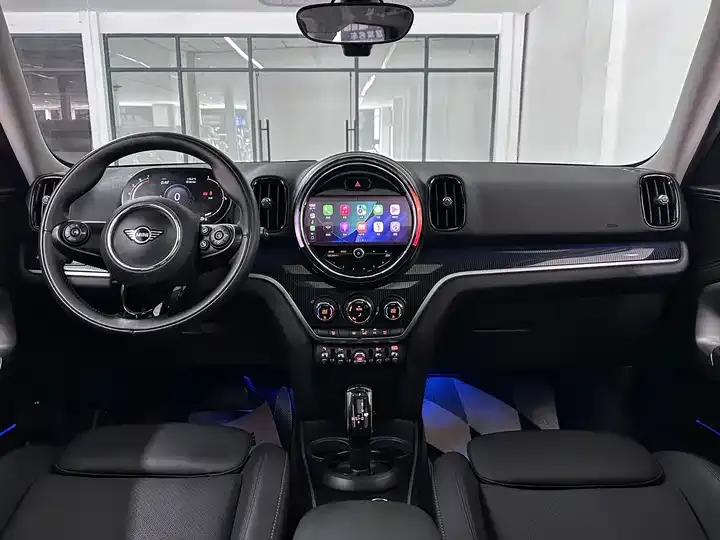 MINI COUNTRYMAN 2021 1.5T COOPER ALL4 Connoisseur 6