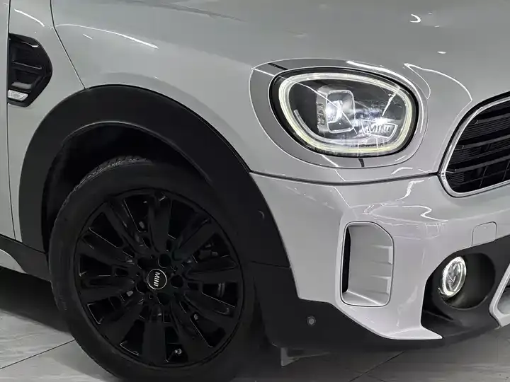 MINI COUNTRYMAN 2021 1.5T COOPER ALL4 Connoisseur 7