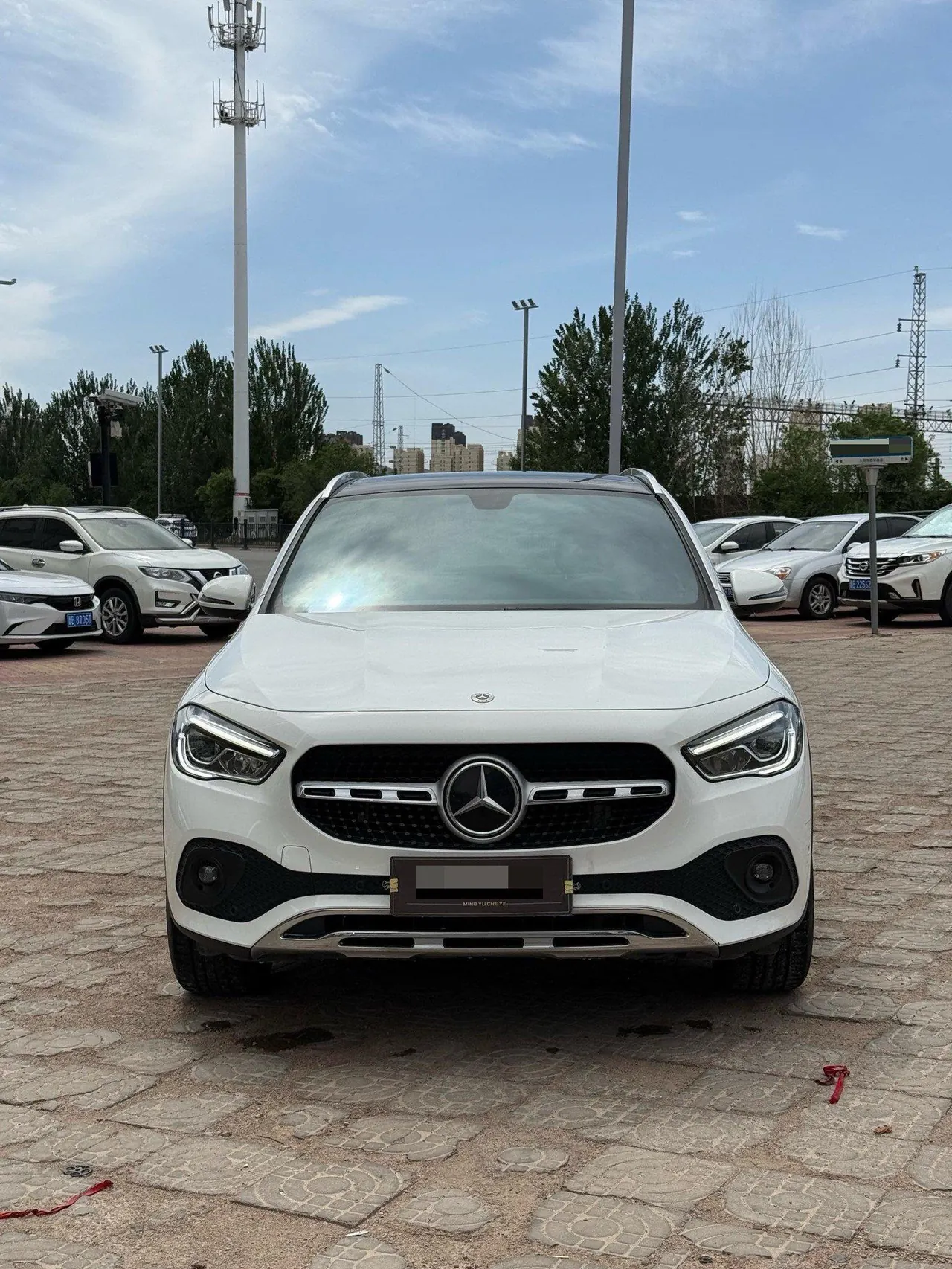 Mercedes Benz 2020 GLA 200 1.3T automatic gear 2