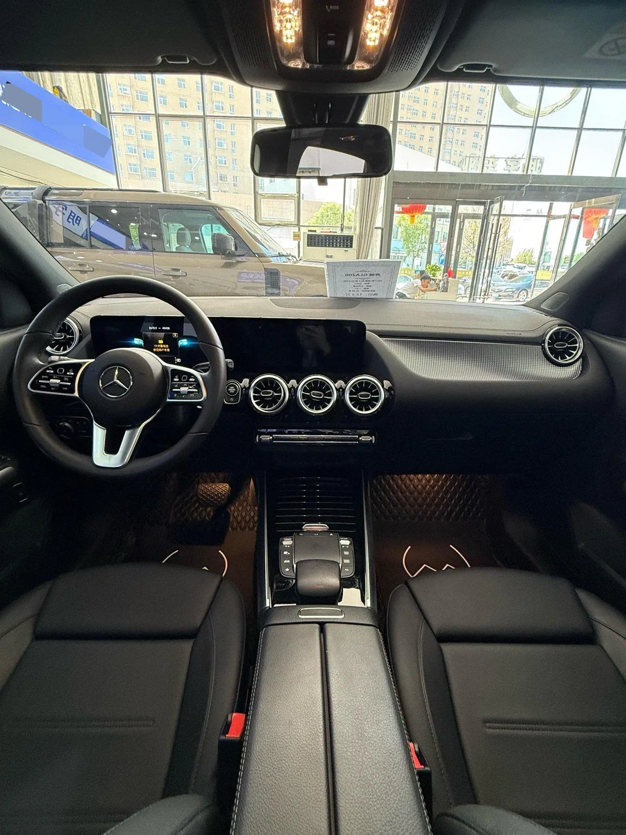 Mercedes Benz 2020 GLA 200 1.3T automatic gear 5