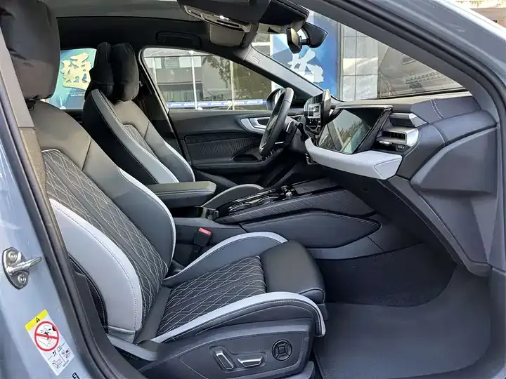 Audi A5L 2026 2.0T Sport Plus 9