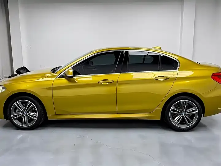BMW 1 Series 2022 120i M Sports Edition 5
