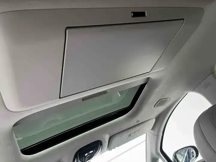 Voyah Dreamer 2025 PHEV Four-wheel Drive Flagship Kunpeng Edition 11