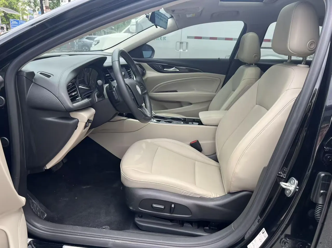 Buick 2020 Regal 1.5T 552T Elite Automatic Gear 5