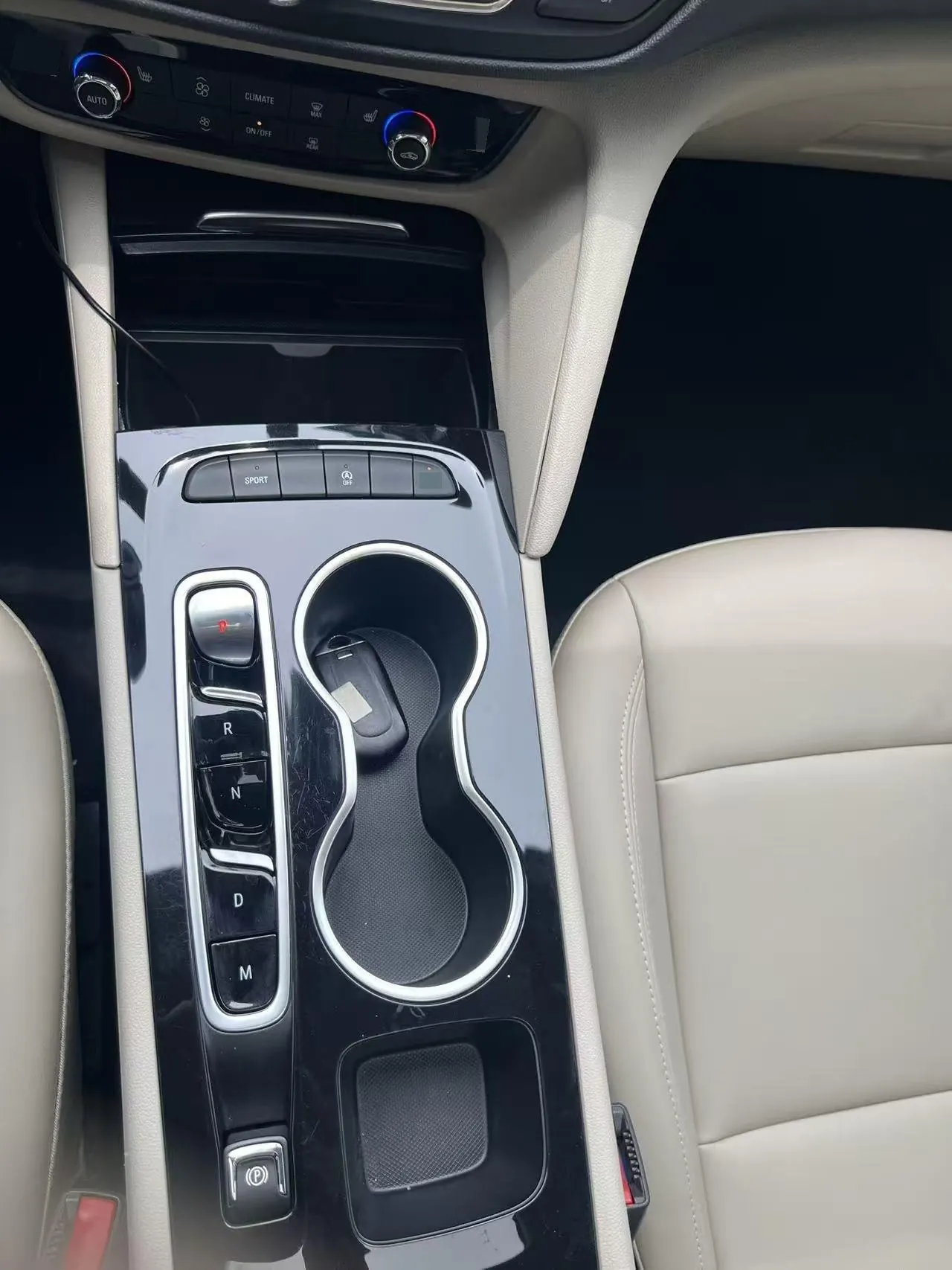 Buick 2020 Regal 1.5T 552T Elite Automatic Gear 8