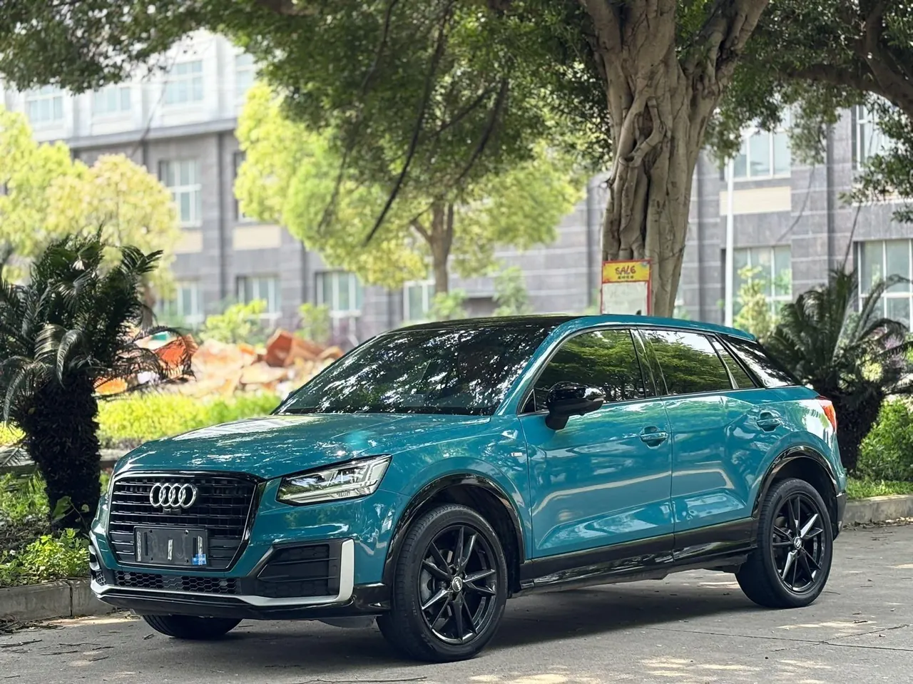 Audi 2020 Q2L 1.4TFSI 35TFSI Aggressive Dynamic Automatic - View 1