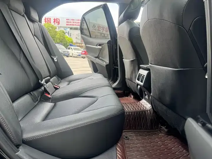 Camry 2021 2.5G Deluxe Edition 10