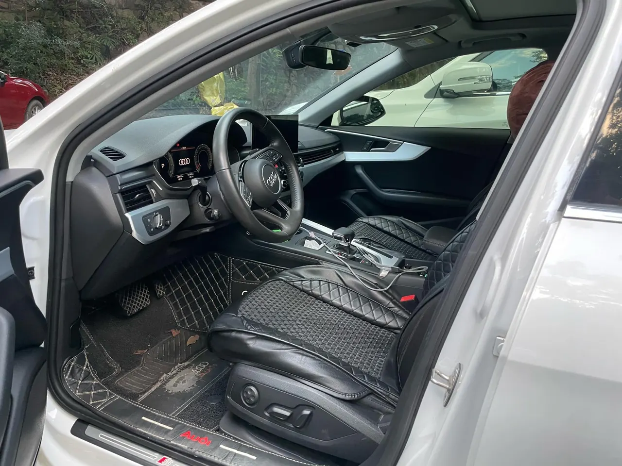 Audi 2020 A4L 2.0TFSI 40TFSI Deluxe Dynamic Automatic 2