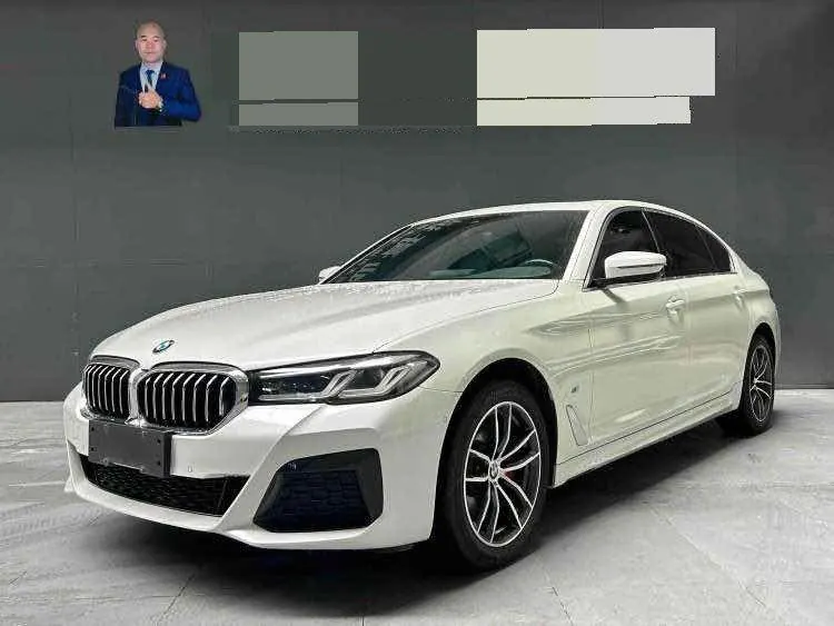 Открыть галерею: BMW 5 Series 2022 525Li 2.0T M Sports Suit (Change 2) Automatic Gear