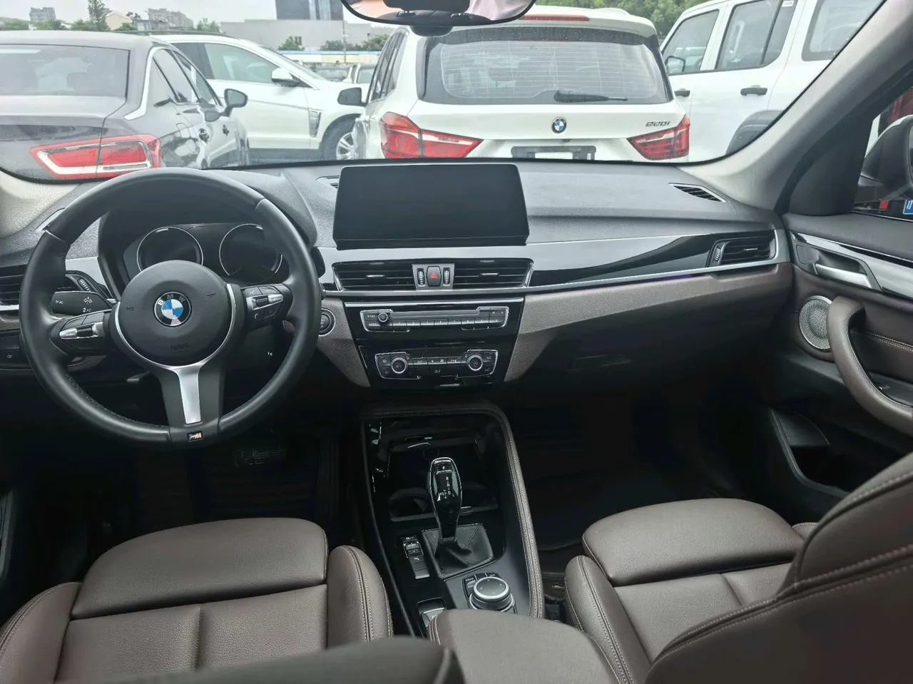 BMW 2022 X1 sDrive20Li 1.5T exclusive automatic gear 7