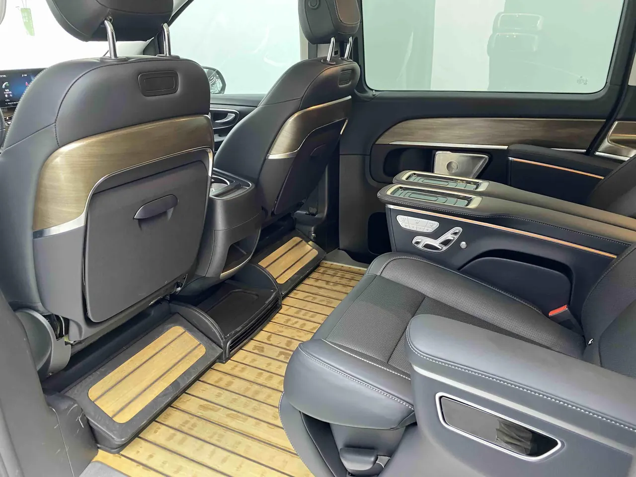 Mercedes Benz V 2022V 260 L 2.0T Deluxe Edition Automatic Gear 5