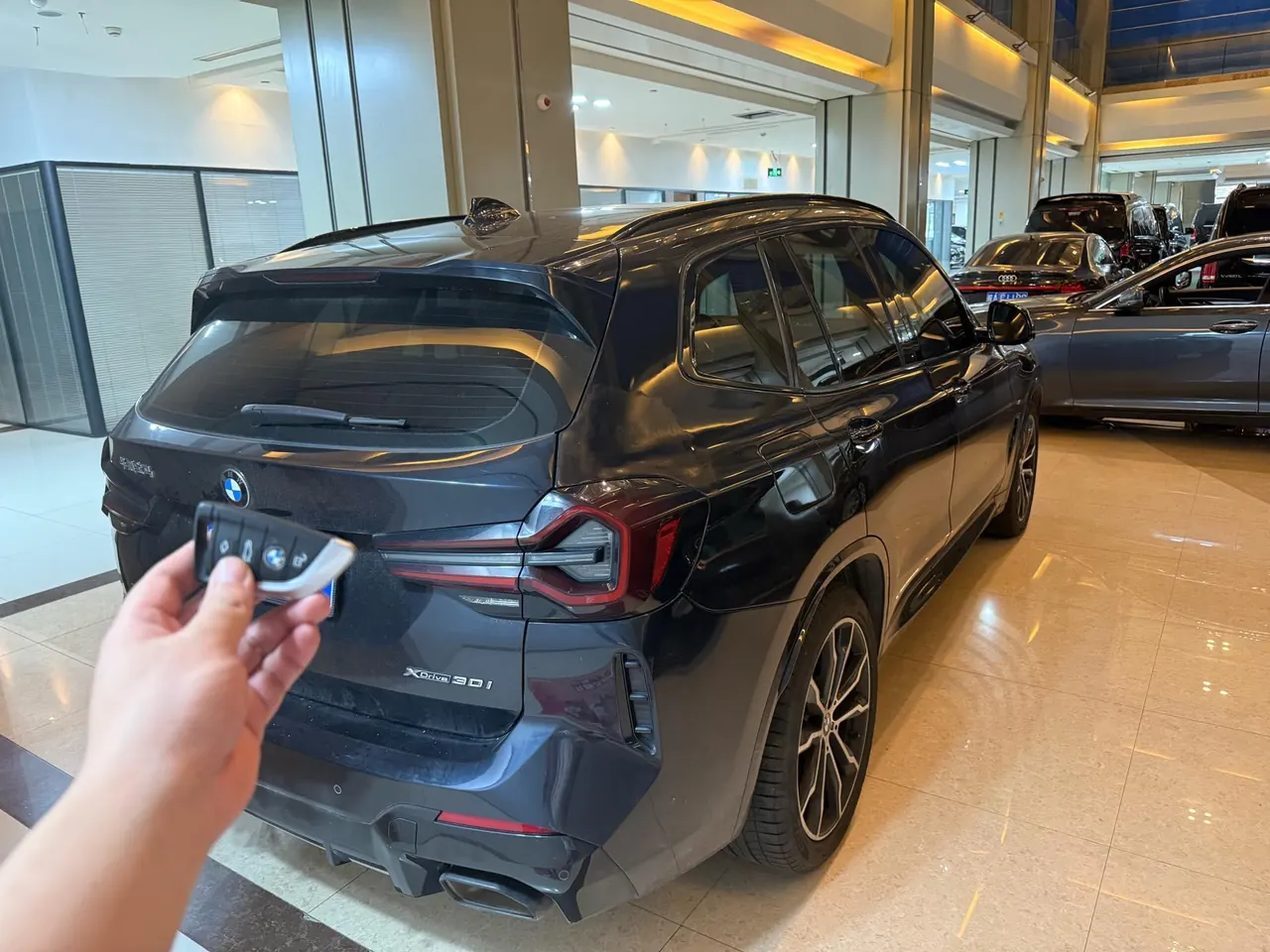 BMW 2022 X3 xDrive30i 2.0T Leading M Obsidian Night Suit Automatic Gear 6