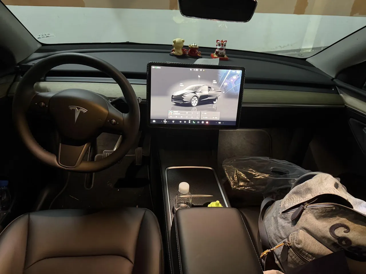 Tesla 2022 Model Y rear-wheel drive version (facelift) automatic gear 4