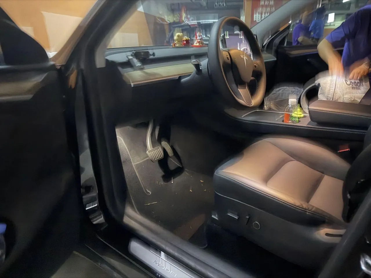 Tesla 2022 Model Y rear-wheel drive version (facelift) automatic gear 6