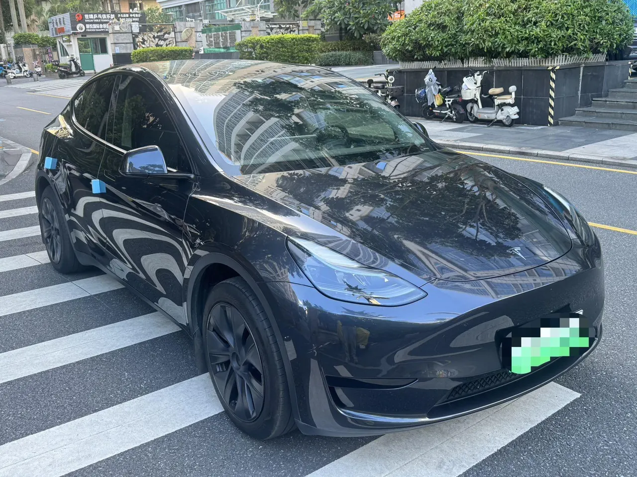 Tesla 2024 Model Y rear-wheel drive version automatic transmission 2