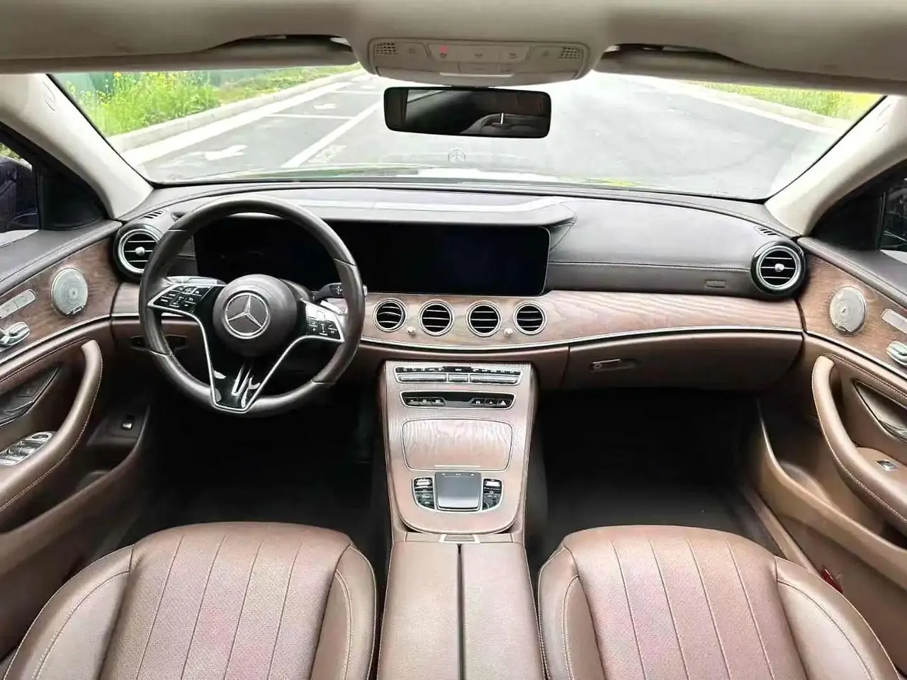 Mercedes Benz E Class 2022 E 300 L 2.0T Fashion (Change 2) Automatic Gear 5
