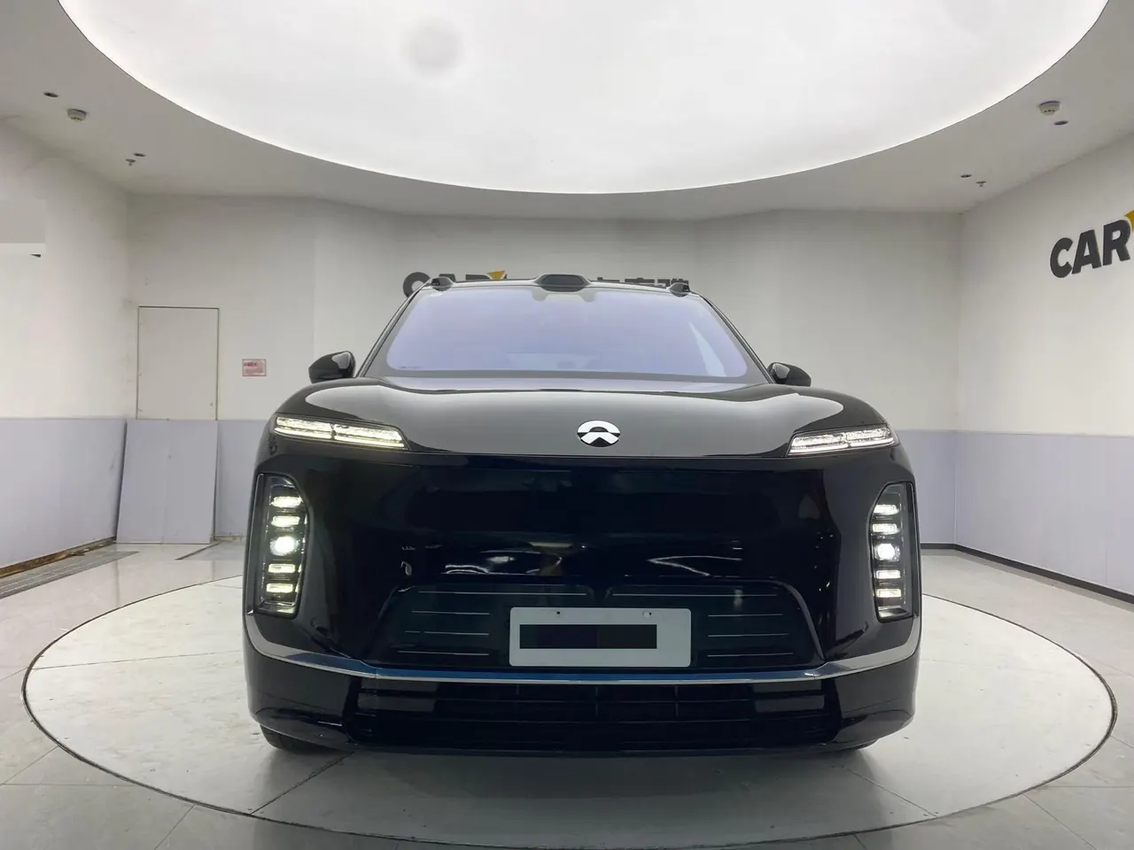 NIO 2026 ES 9 102kWh Executive Island Deluxe Automatic Gear 3