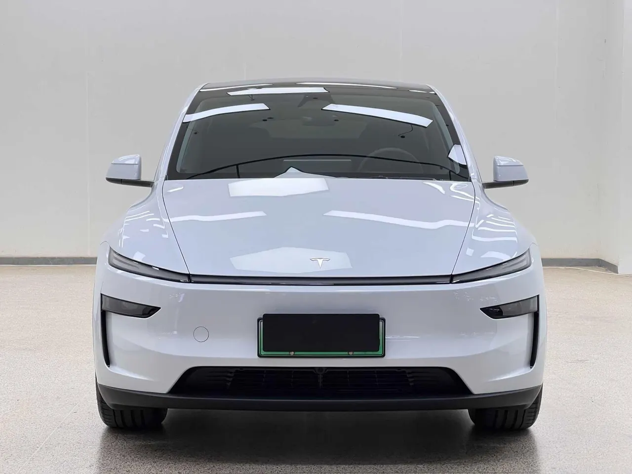 Tesla 2025 Model Y long endurance all-wheel drive version (modified) automatic gear 2