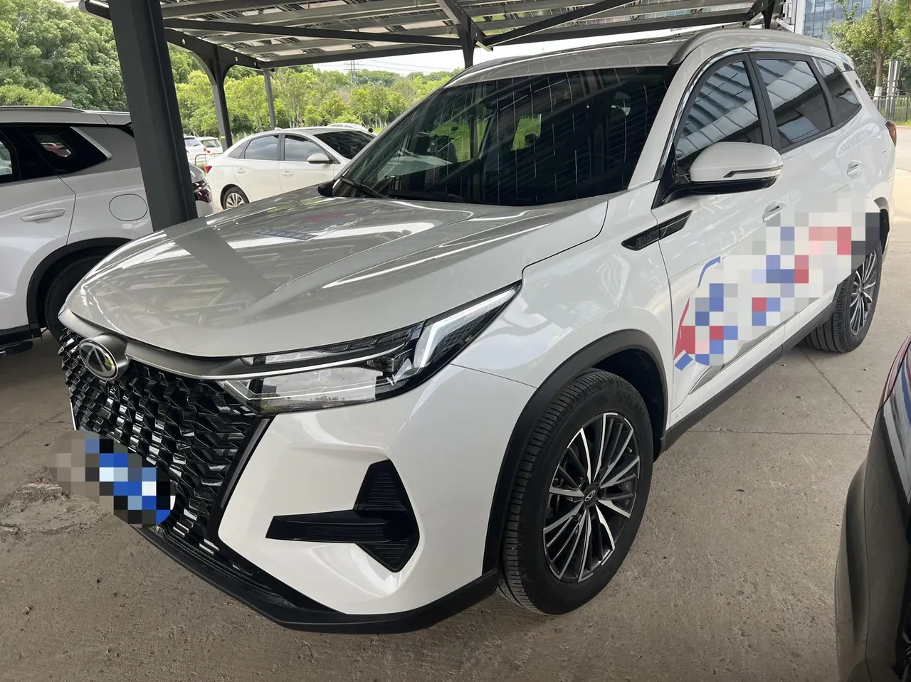 Open image lightbox: Chery 2025 Ruihu 8 PRO 1.6T 290T Two-Drive Deluxe Edition Automatic Gear