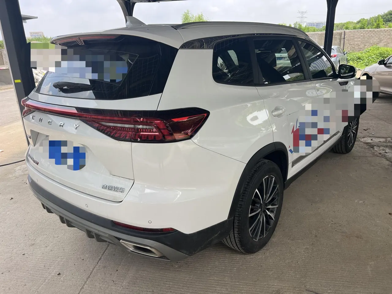 Chery 2025 Ruihu 8 PRO 1.6T 290T Two-Drive Deluxe Edition Automatic Gear 4