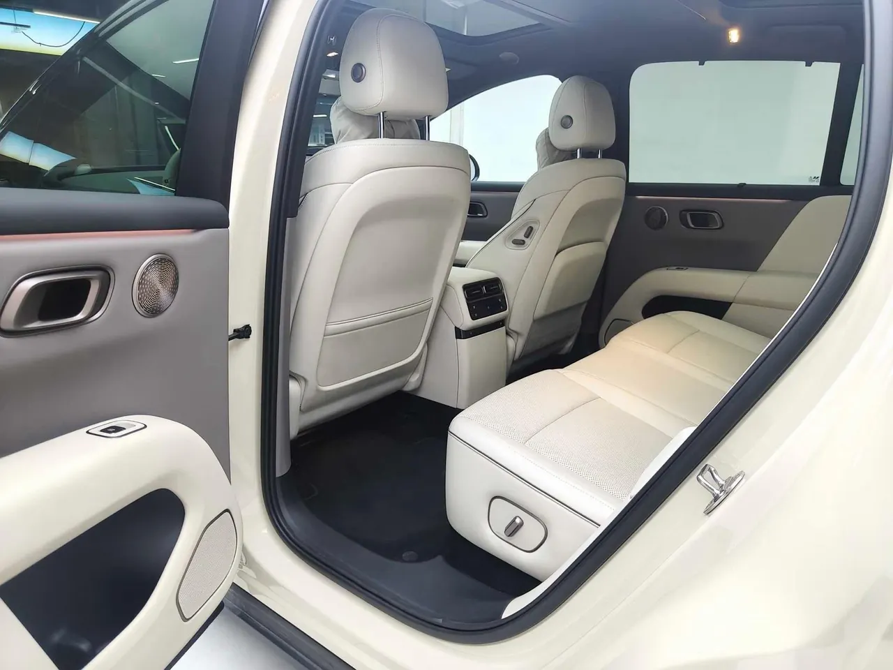 Li 2025 i6 four-wheel drive basic automatic transmission 4
