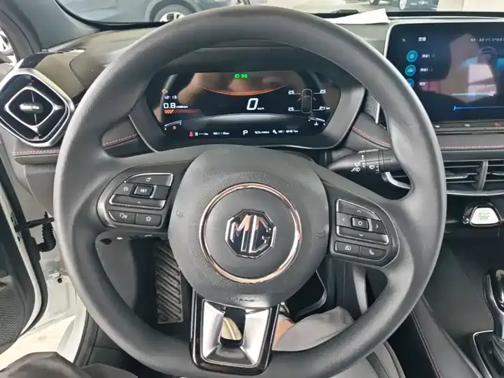 MG5 2025 180DVVT Global Deluxe Edition 11
