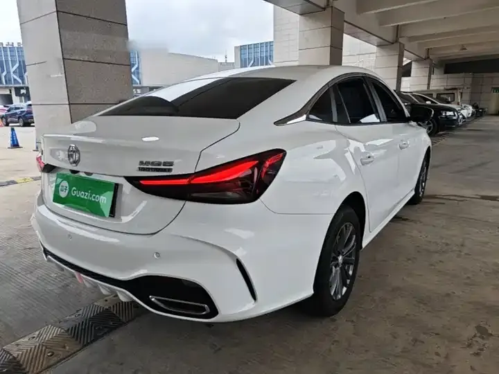 MG5 2025 180DVVT Global Deluxe Edition 7