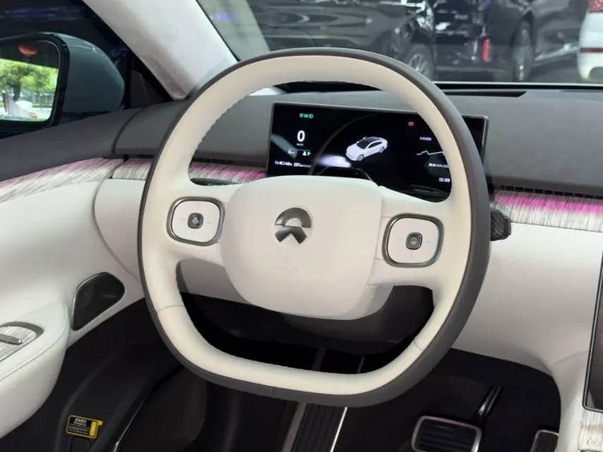 NIO 2021 ET7 70kWh automatic gear 10