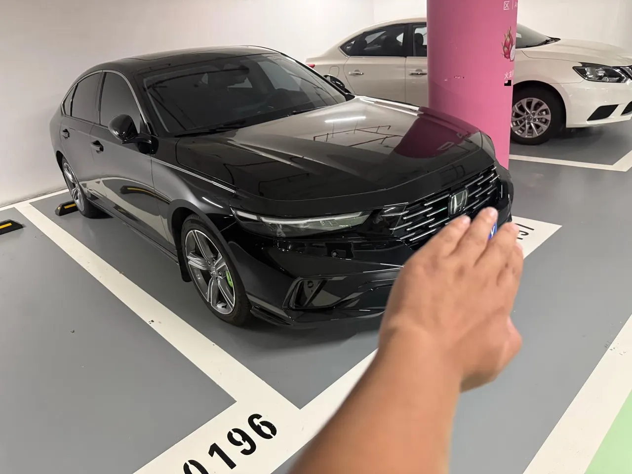 Honda 2025 11th Generation Accord 1.5T Stepless 260TURBO Sports Series Premium Edition Automatic Gear 2