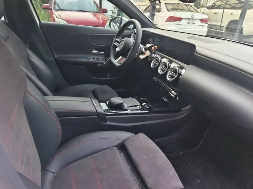 Mercedes Benz Class A 2023 A 200 L 1.3T Fashion Automatic Gear 8