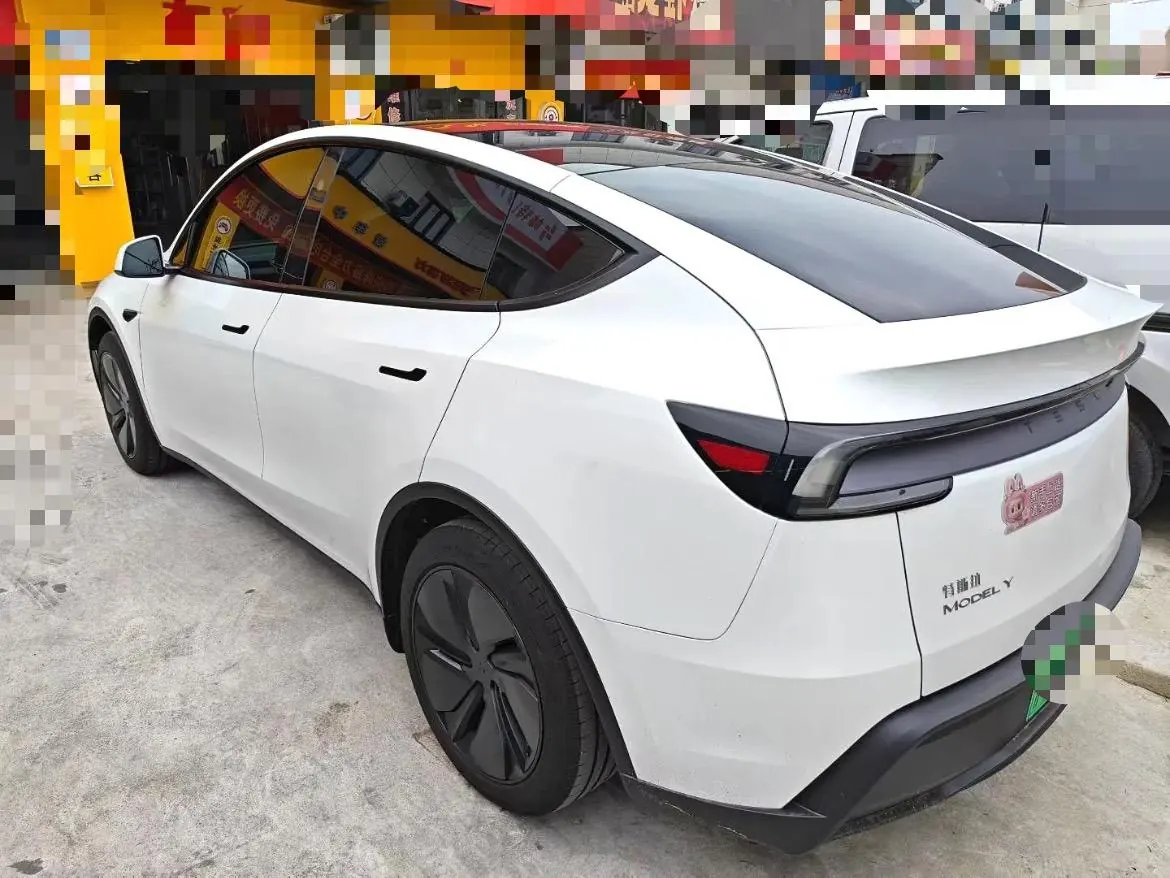 Tesla 2025 Model Y rear-wheel drive version automatic transmission 6