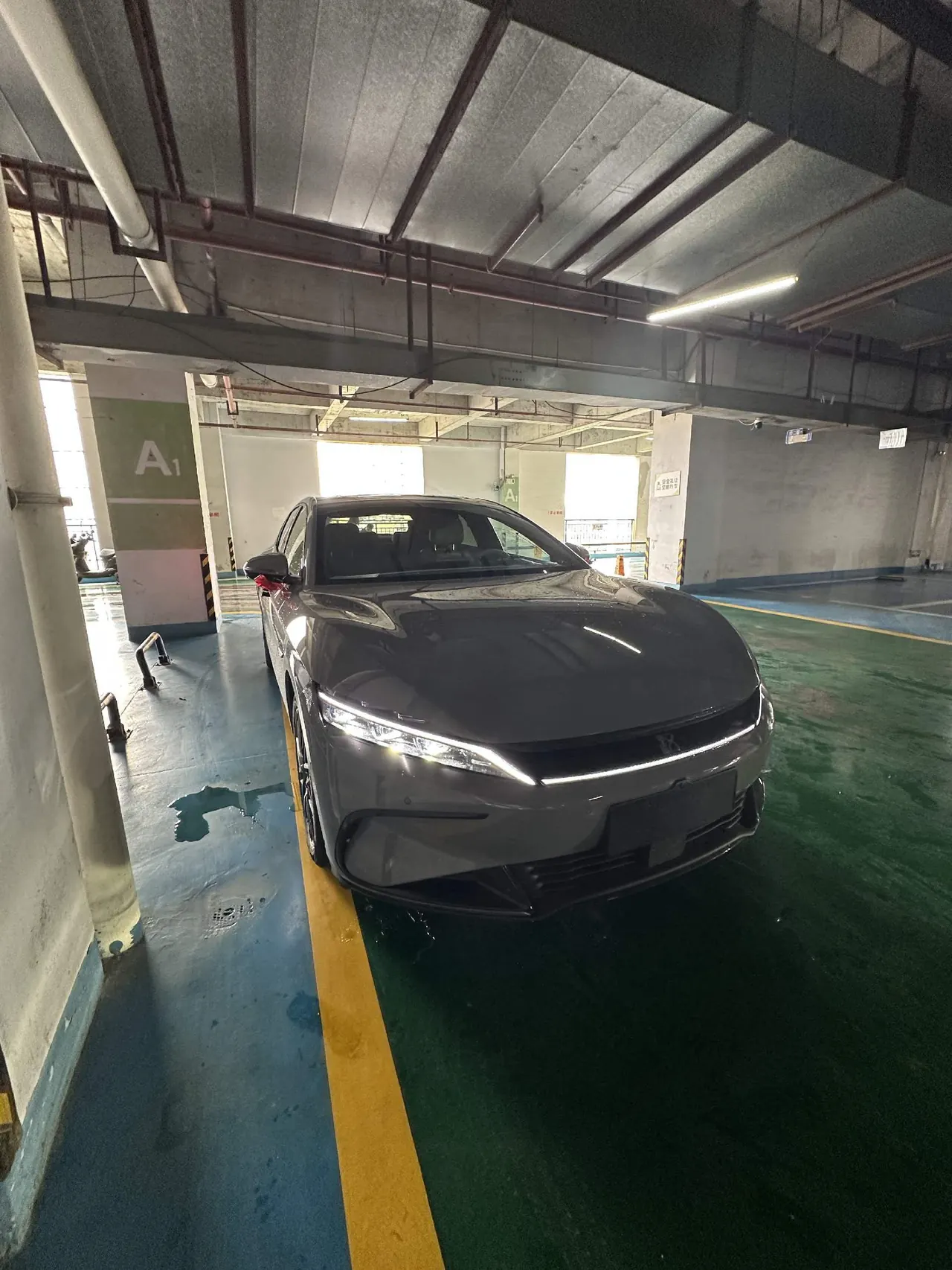 BYD 2026 Han EV Smart Driving Edition 705KM Flash Charge Honorable Automatic Gear 2