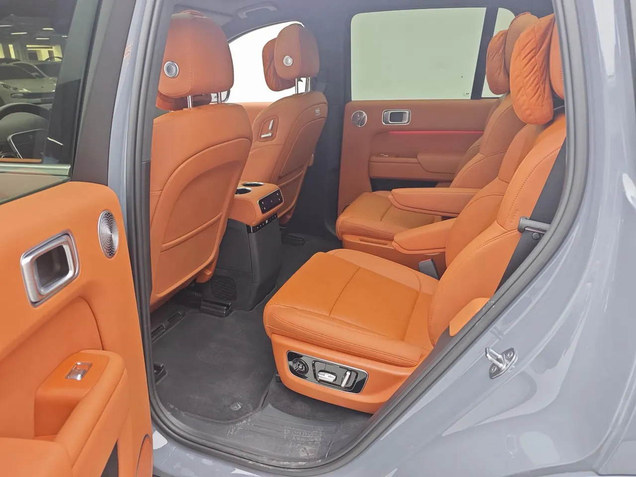 Li 2025 L8 Ultra Smart New Edition Automatic Gear 4