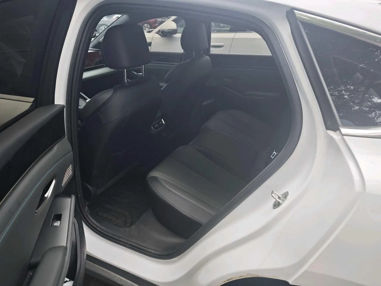 BYD 2025 Qin L DM-i 1.5 stepless smart driving version 120KM Exceed automatic gear 4