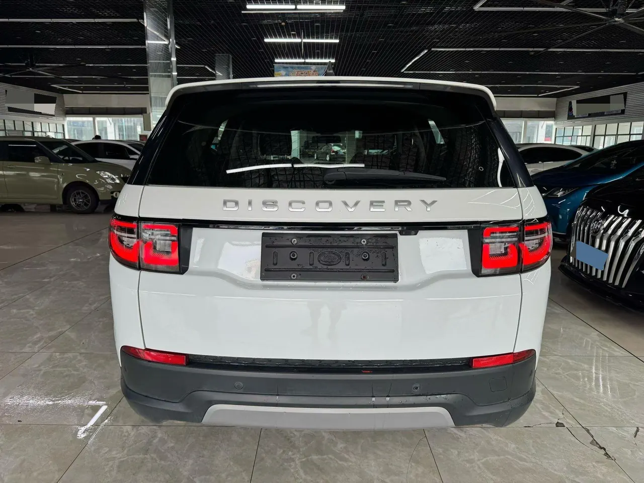 Land Rover 2020 Discovery Sports Edition 48V 2.0T 200PS Home Edition Automatic Gear 3