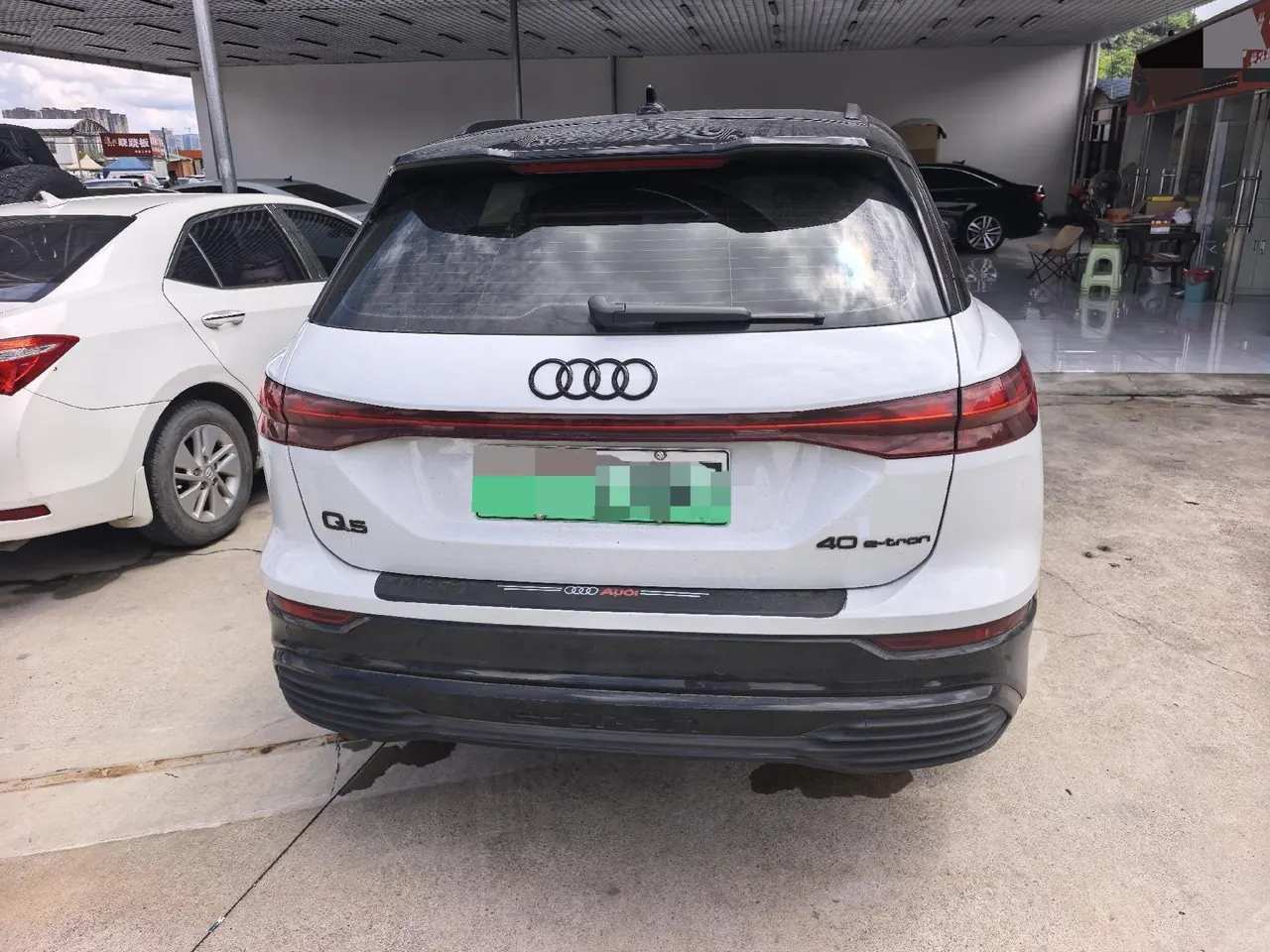 Audi 2023 Q5 e-tron 40 Shining Royal Suit Automatic Gear 5