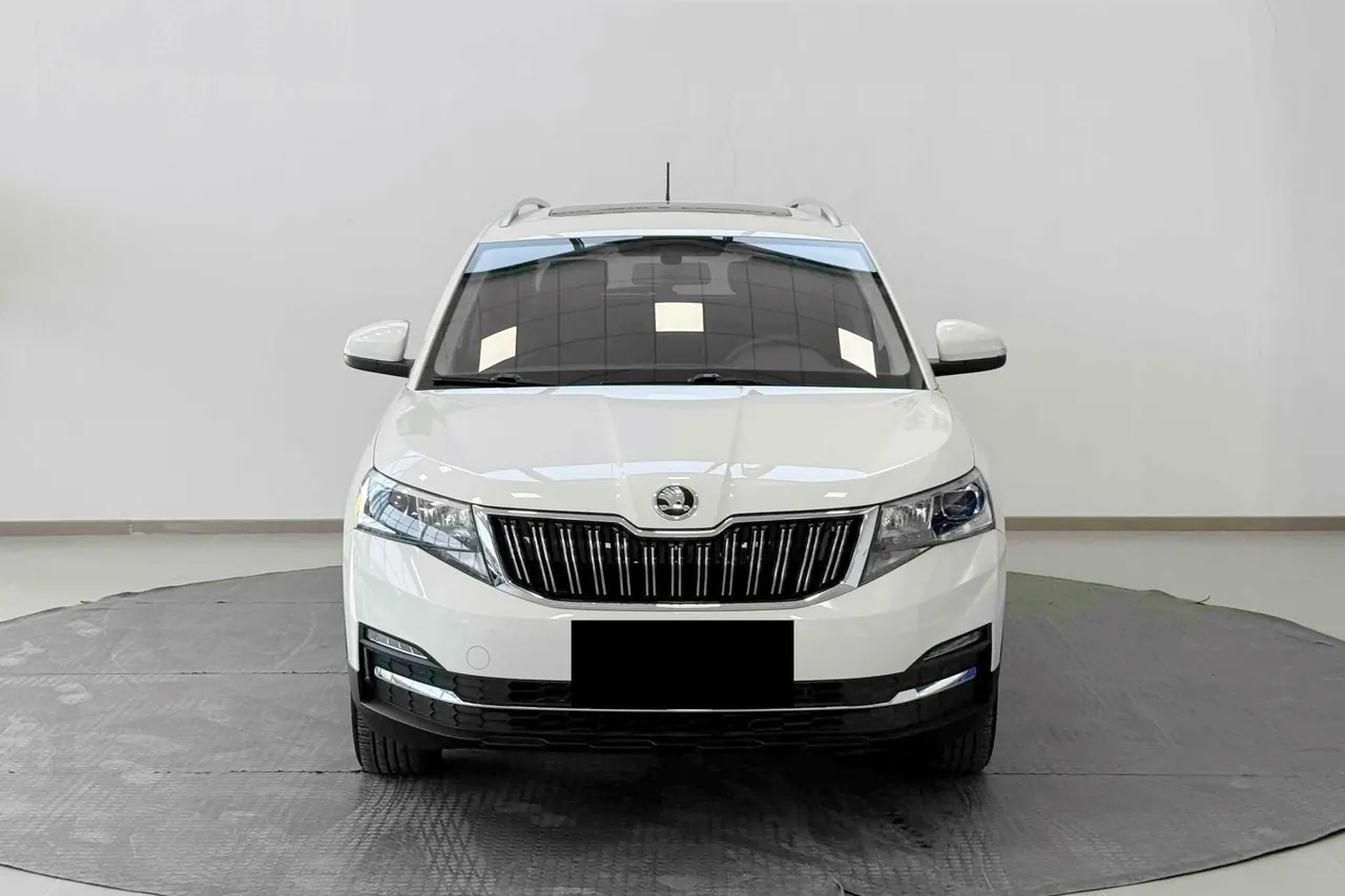 Skoda 2022 Komick 1.5 Comfortable Edition Automatic Gear 2