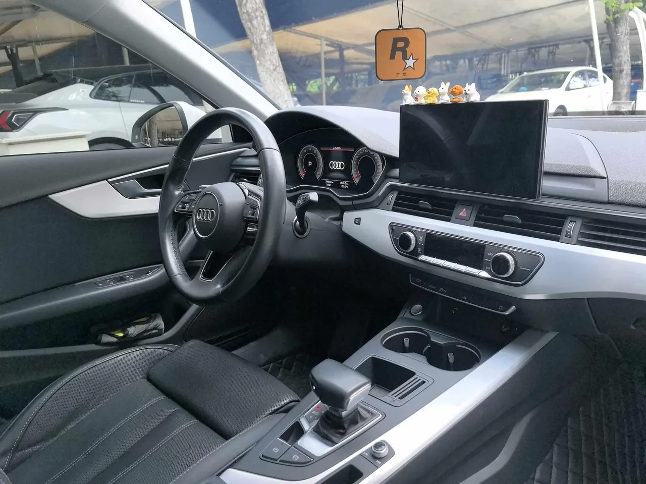 Audi 2022 A4L 2.0TFSI 40TFSI Fashion Dynamic Automatic 7