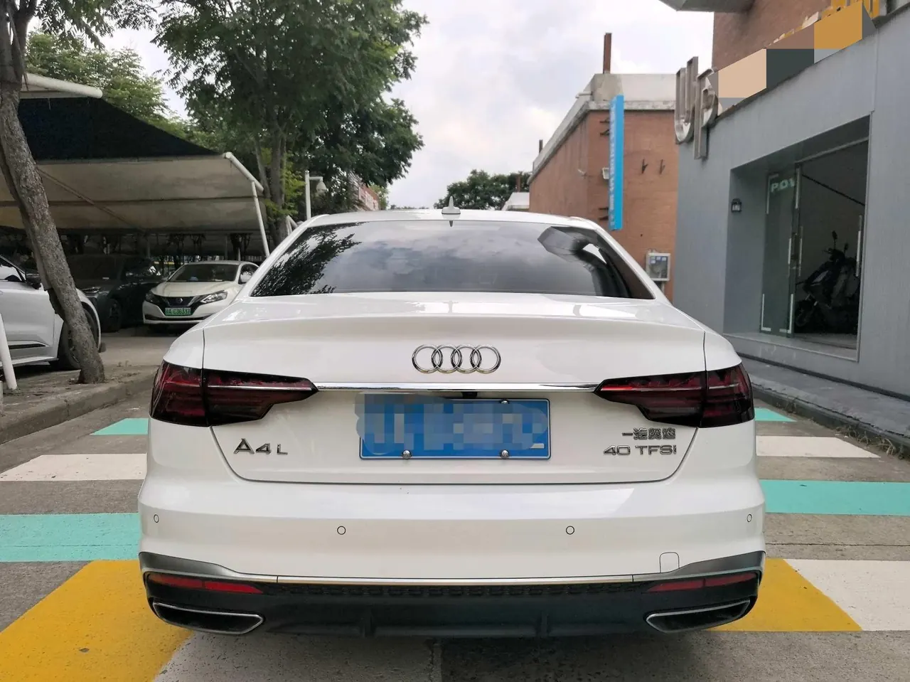Audi 2022 A4L 2.0TFSI 40TFSI Fashion Dynamic Automatic 9